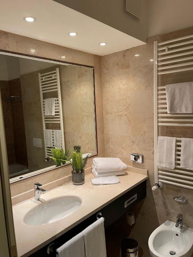 Elysium Raya Hotel