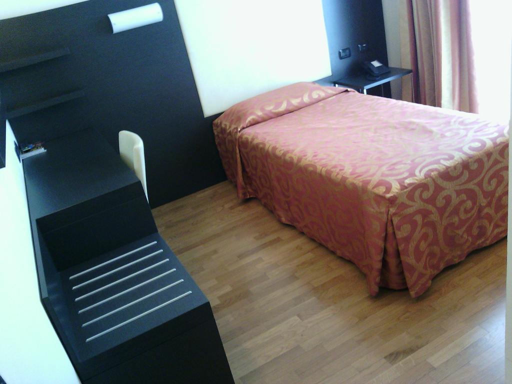 Elysium Raya Hotel 4*
