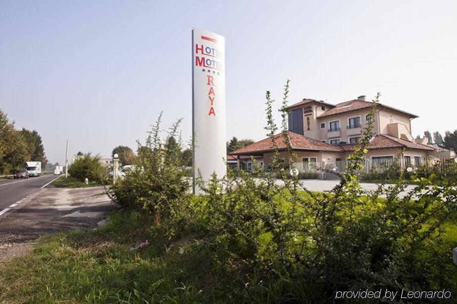 Elysium Raya Hotel Mediglia