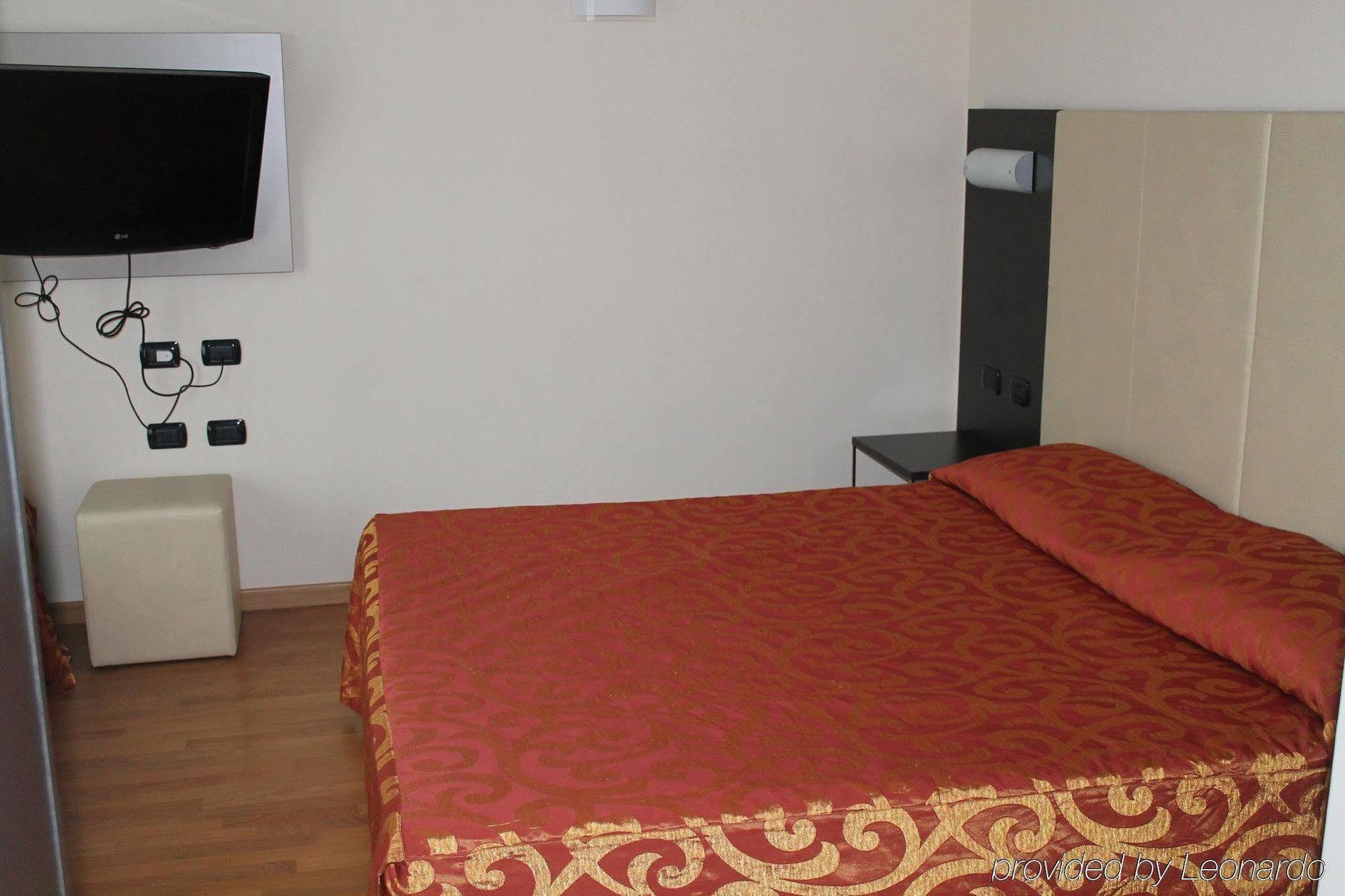 Hotel Elysium Raya Mediglia