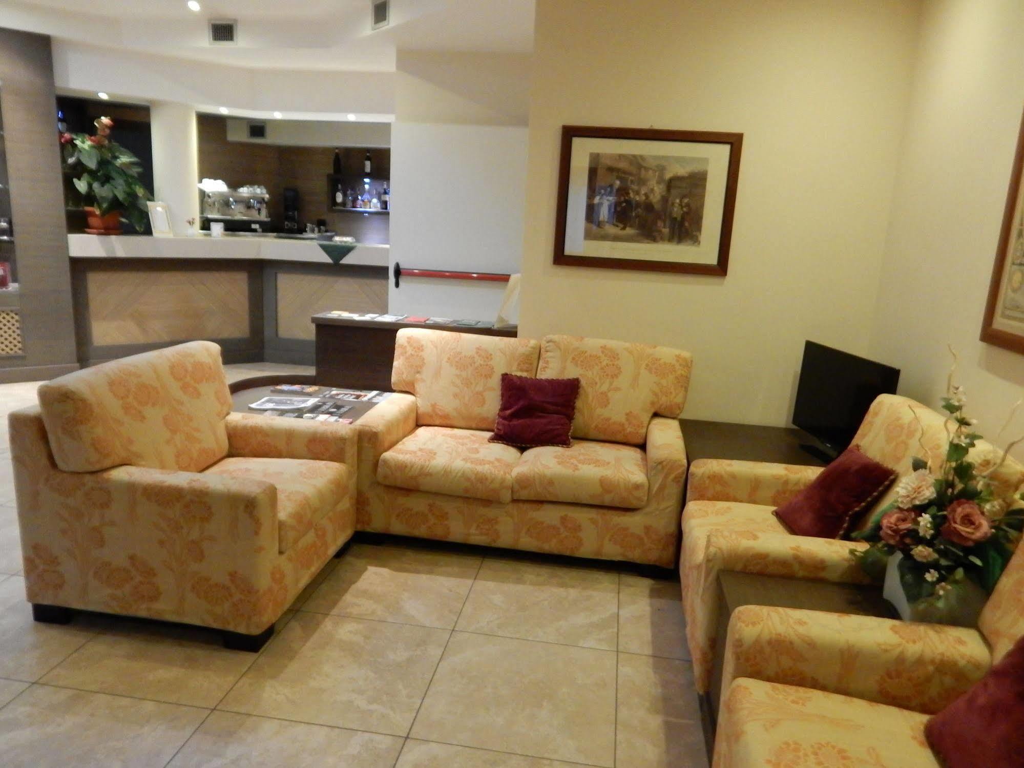 Hotel Elysium Raya 4*